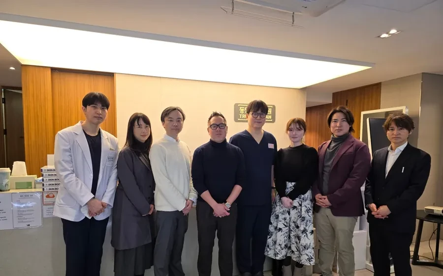 DEKA主办日本医生研讨会：讲解ONDA与RedTouch PRO并现场演示
