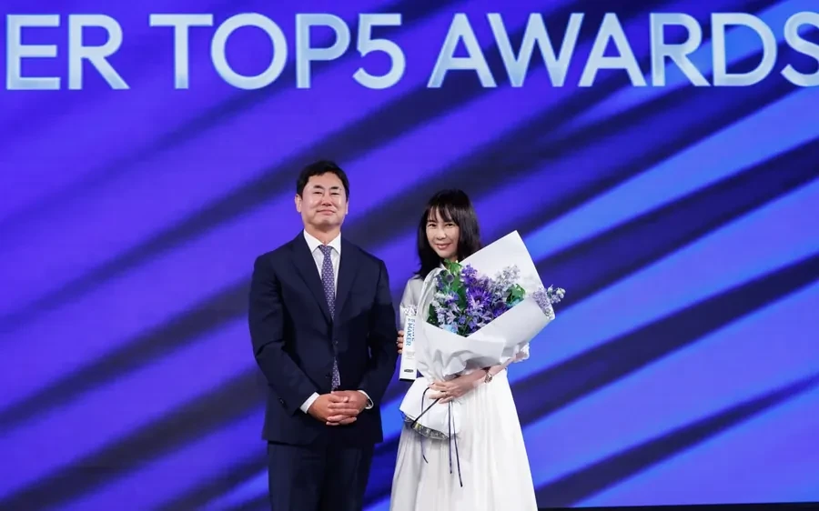 童颜中心诊所获HILO WAVE USER TOP5 AWARDS